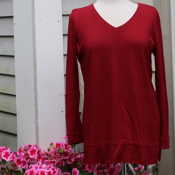 LOFT Tops - LOFT Petite Deep Red V-Neck Long Sleeve Banded Hem Tunic Sz MP